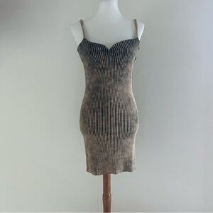 Tan/Black Ribbed Knit Sweetheart Neckline Sweater Dress